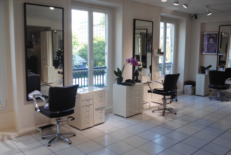 coiffure-LA VERDIERE-min_floor-home-office-property-living-room-room-781228-pxhere.com